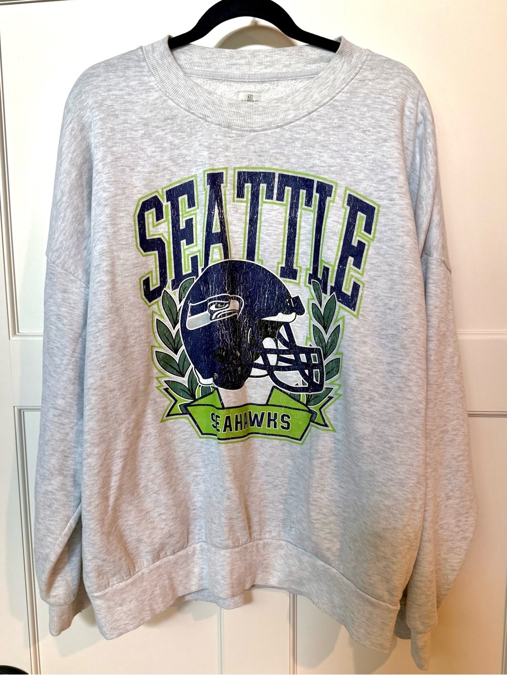 Gray Distressed Seahawks Crewneck Sweatshirt